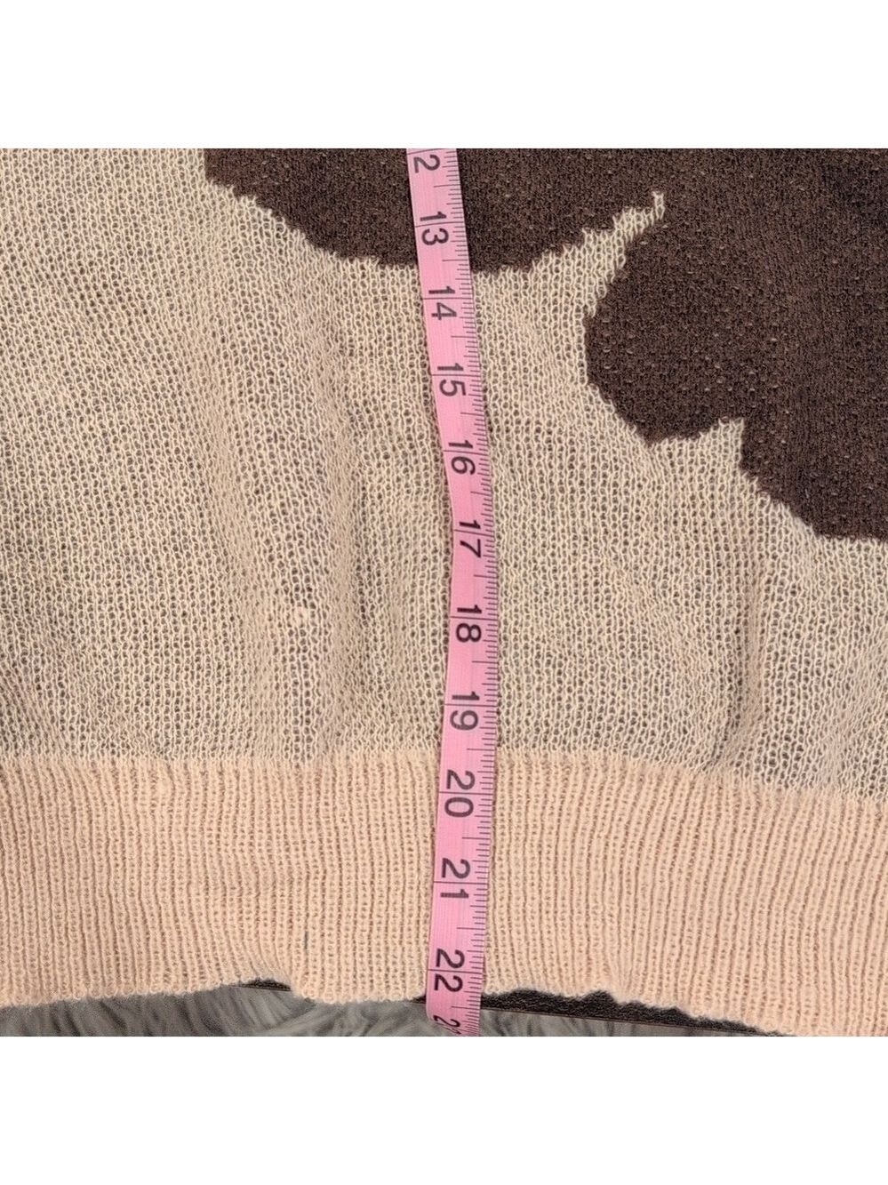 Crew neck sweater, NWOT ,size Medium,100%polyester , light tane with brown. - Picture 7 of 7